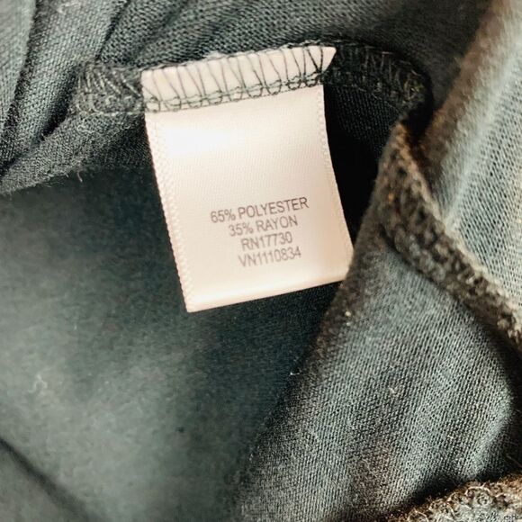 Black Ruffled Bottom Tank - Picture 5 of 6